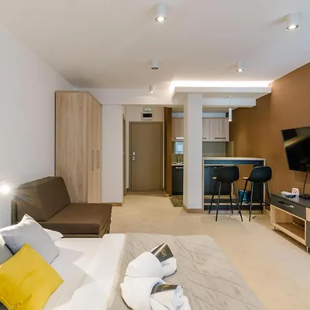 Nar Royalton Apartment
