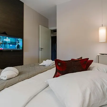 Nar Royalton Apartment Nis